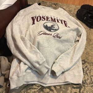 Hollister crew neck graphic